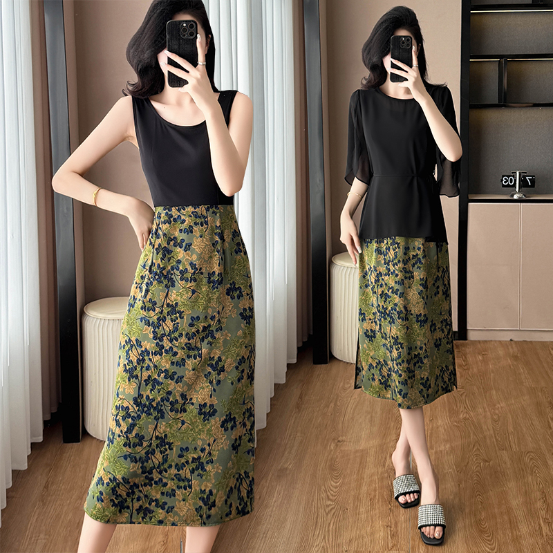 1773373723276_gqp8gw.jpg Plus Size Two-Piece Dress Set Short Sleeve Round Neck Summer 2026