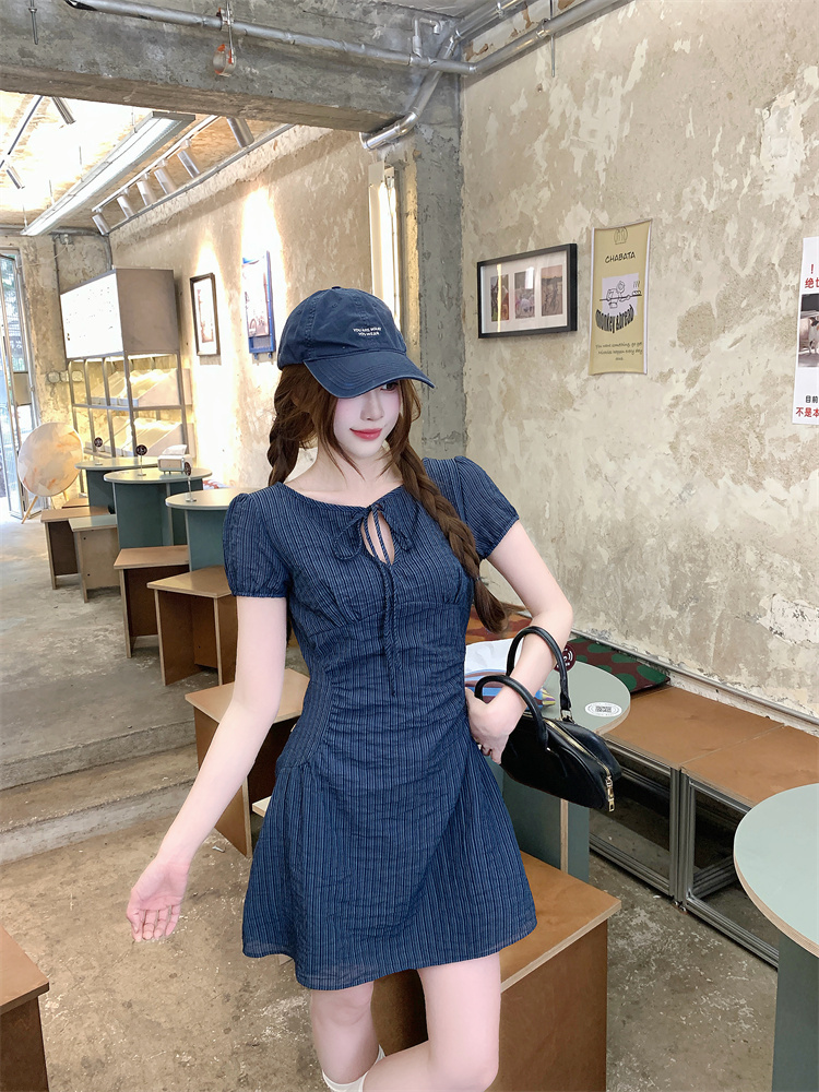 1778861114433_IRwwQD.jpg 2026 Hollow Bow Waist-Slimming Dress
