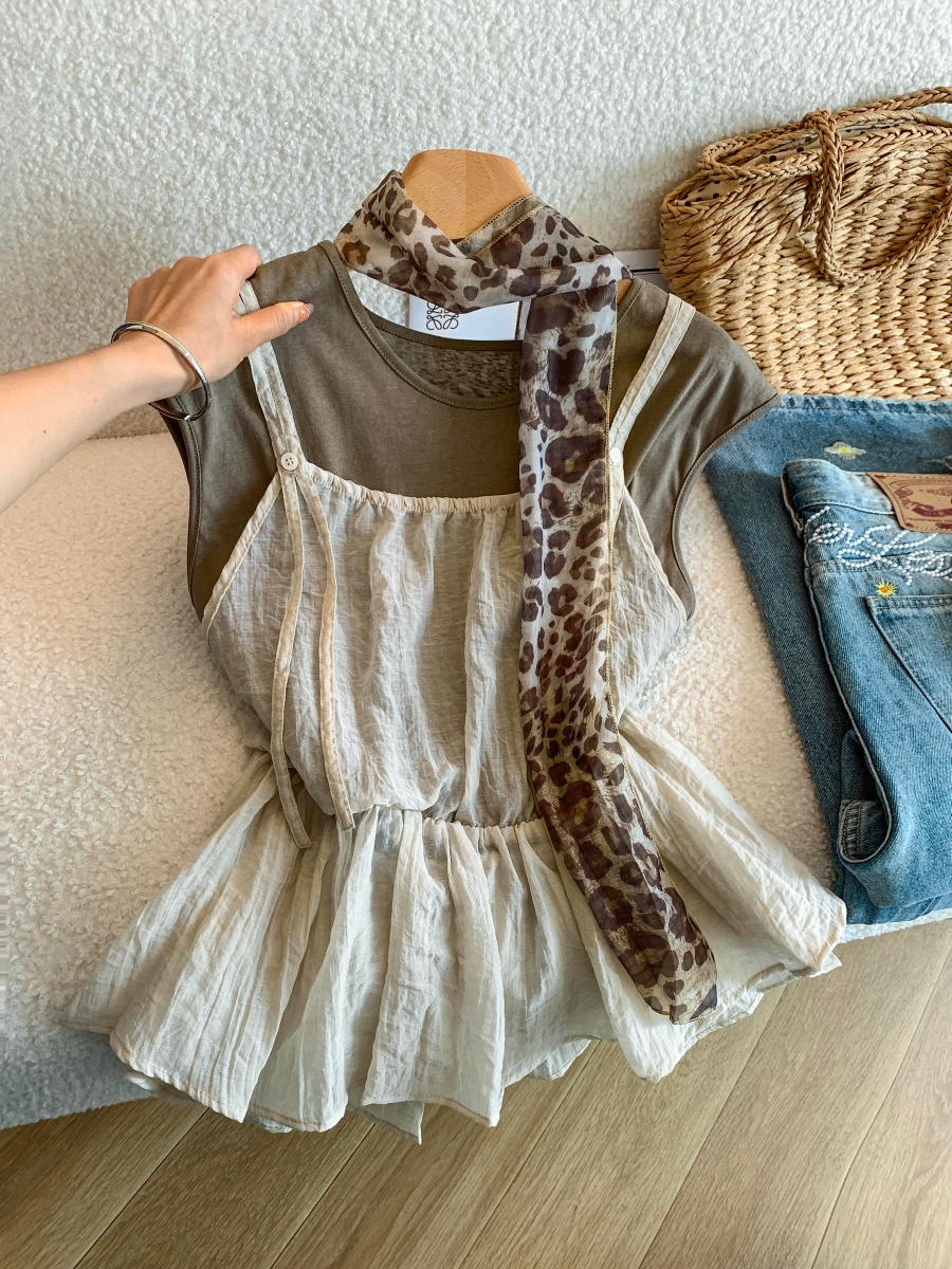 1779894453999_lmlhs1.jpg Women's Summer Two-Piece Set with Flutter Sleeves and Leopard Print Ribbon
