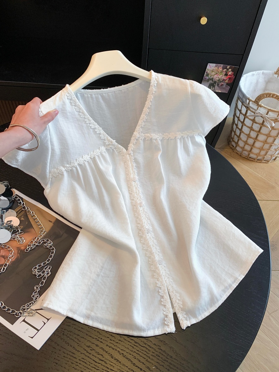 Women's Lace Trim V-Neck Short Sleeve Blouse Summer Loose Fit Sweet Top
