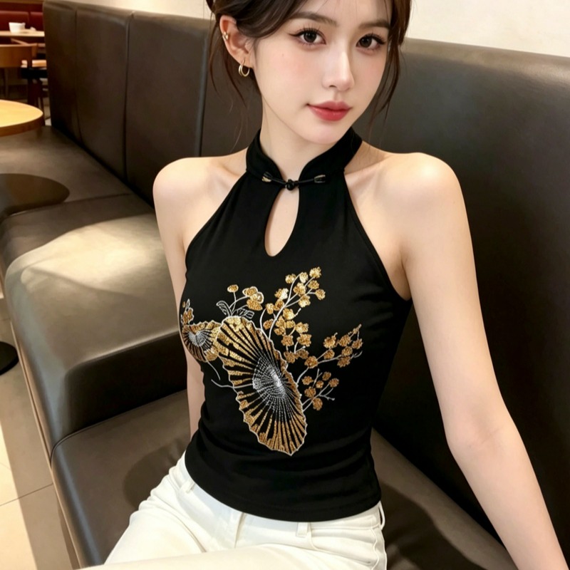 1782564023107_AzOQDS.jpg New Chinese Style Embroidered Halter Neck Camisole with Pads