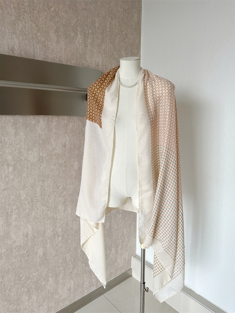 1787369696464_qhGLZF.jpg Women's Korean Style Scarf Shawl Dual-Use Thin Cotton Linen Outer Wrap Travel Gauze Scarf for Autumn Winter Spring