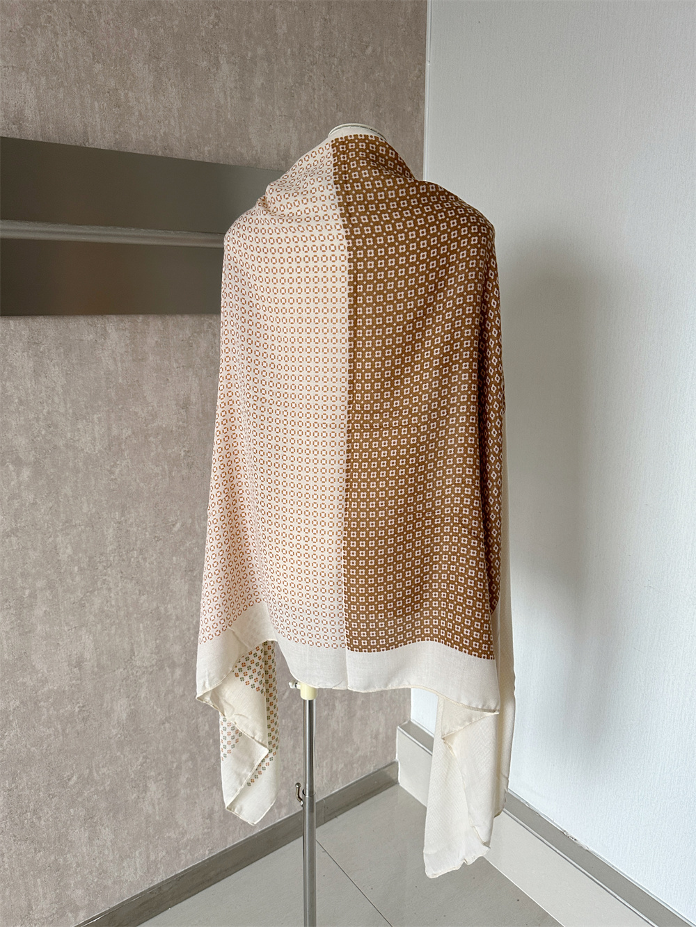 1787369727047_spJENi.jpg Women's Korean Style Scarf Shawl Dual-Use Thin Cotton Linen Outer Wrap Travel Gauze Scarf for Autumn Winter Spring